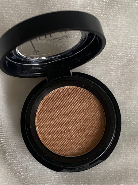 CHARMED Eye Shadow Compact