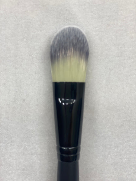 Creme Foundation Brush