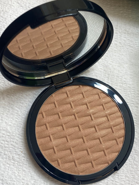 Rio D’Janeiro Mineral Sheer Bronzer