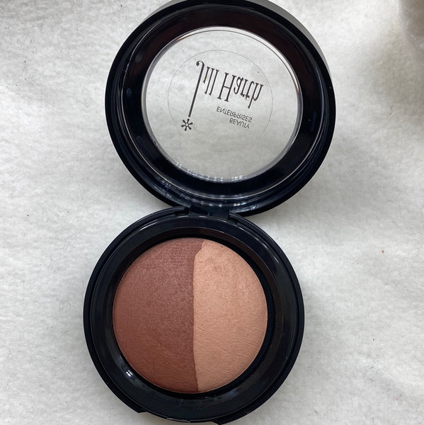 Mona Lisa's Baked Mineral Eyeshadow Duo ~ Matte Nude ~ Matte Brown
