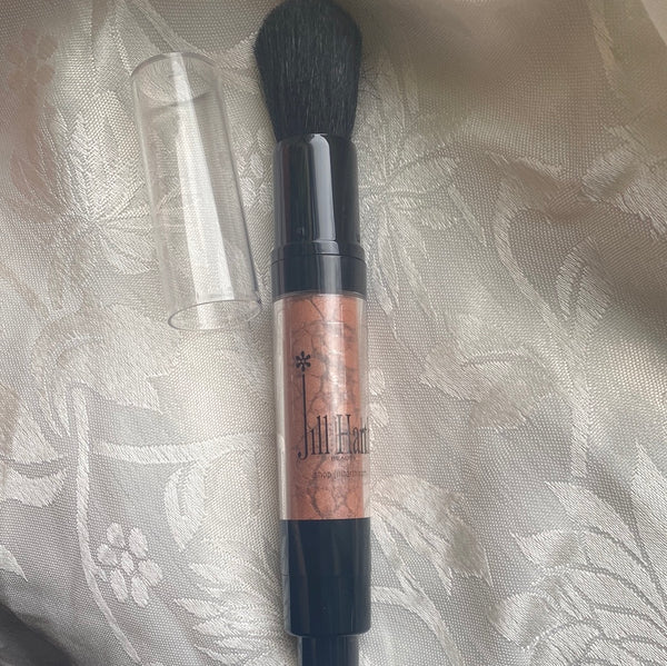 ANGEL GLOW ~ Indispensable Glow Highlighting Powder