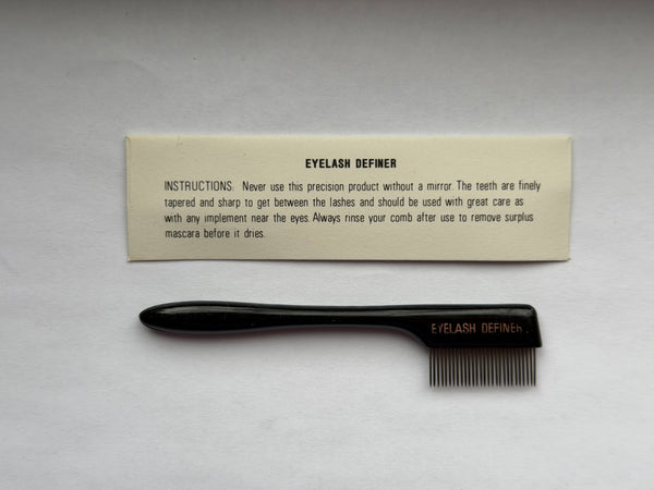 Small Lash Definer Comb