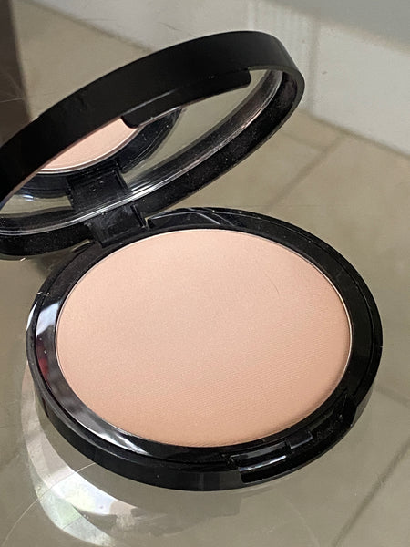 Tender Mineral Powder Compact