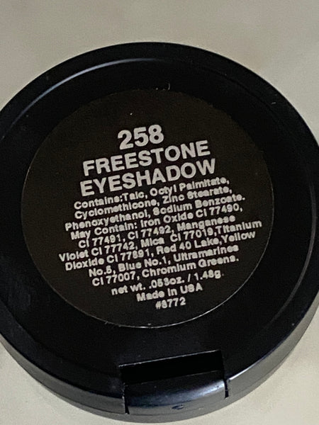 FREESTONE Eye Shadow Compact