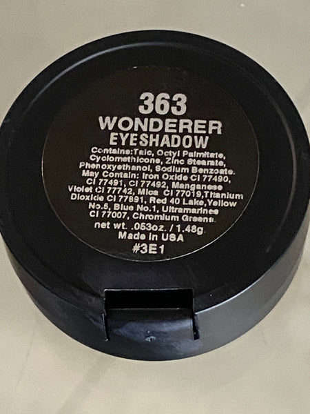 Wonderer Eyeshadow  ~ A Metallic Champagne eyeshadow