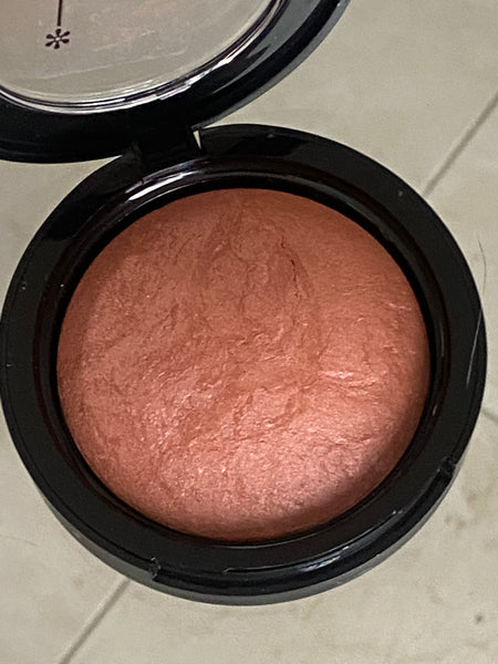 Guava Swirl Le Rouge Baked Mineral Powder
