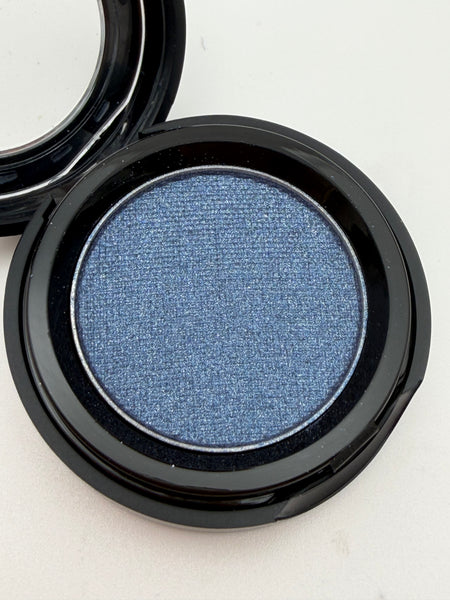ROYALTY Eye Shadow Compact