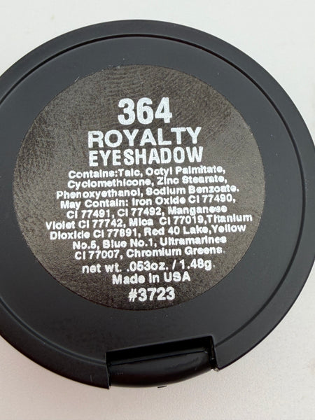 ROYALTY Eye Shadow Compact