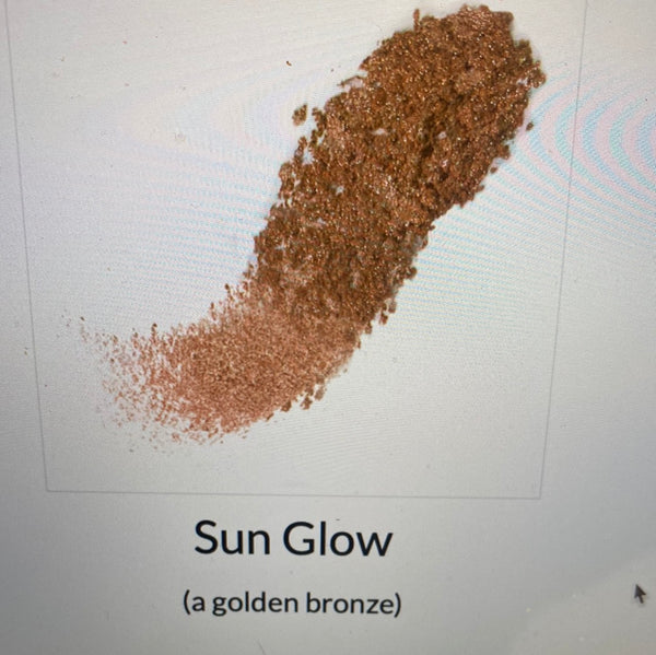 SUN GLOW ~ Indispensable Glow Highlighting Powder